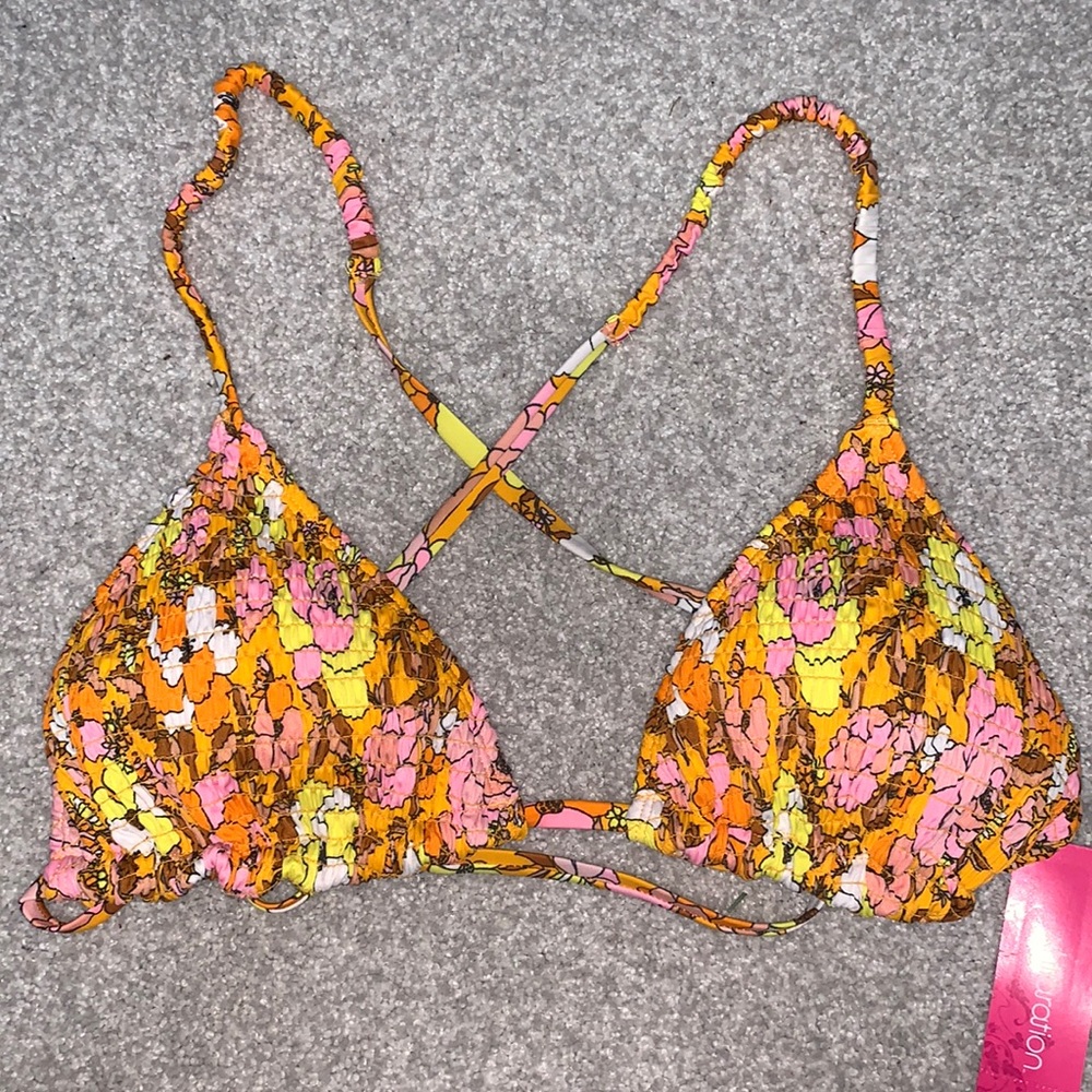 NWT Floral Target Triangle Bikini Top